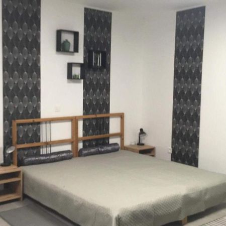 Cuki Apartmanok ดอมโบวาร์ ภายนอก รูปภาพ
