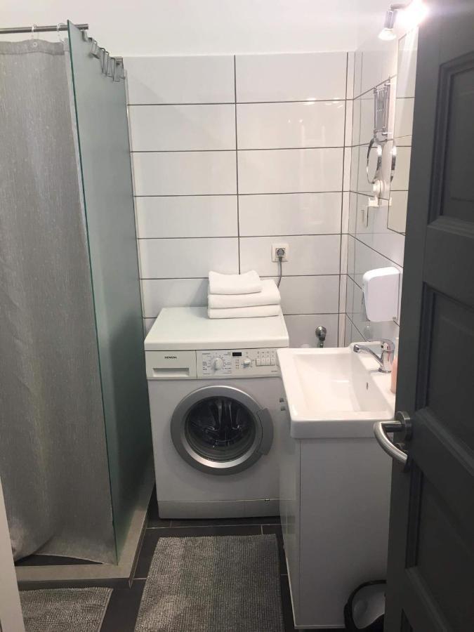 Cuki Apartmanok ดอมโบวาร์ ภายนอก รูปภาพ